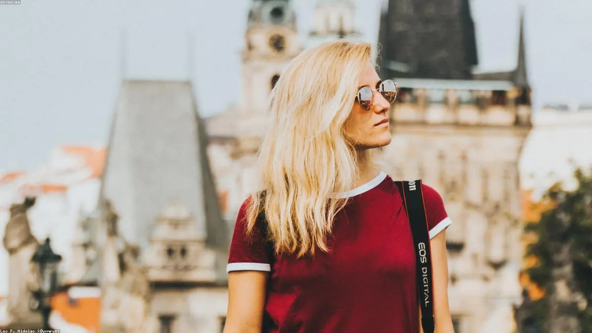 Charles Bridge and Prague Castle skyline